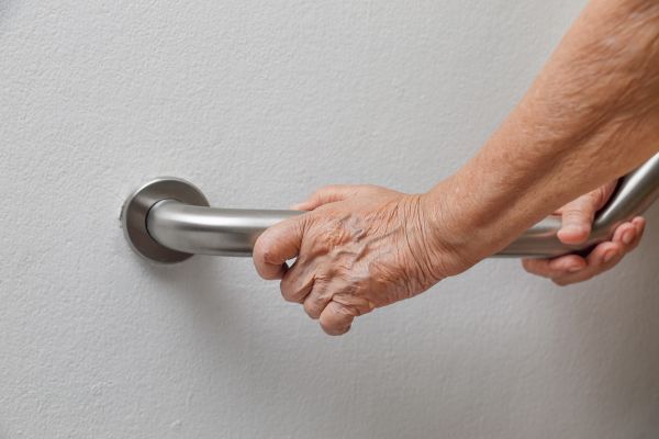 Cost of Grab Bar Installation in Vancouver