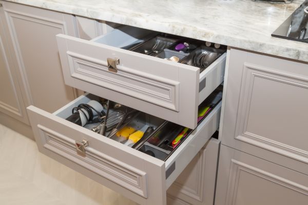 Cost of Drawer Hardware Installation in Vancouver