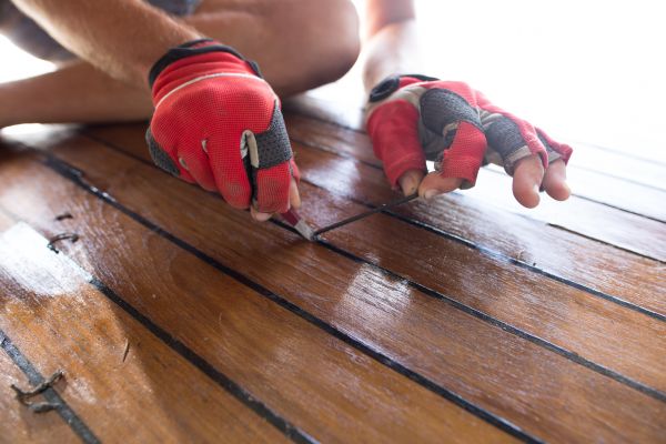 Cost of Deck Caulking in Vancouver