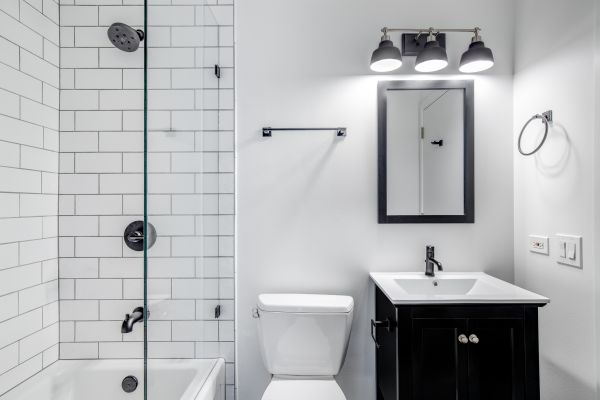 Cost of Bathroom Hardware Installation in Vancouver